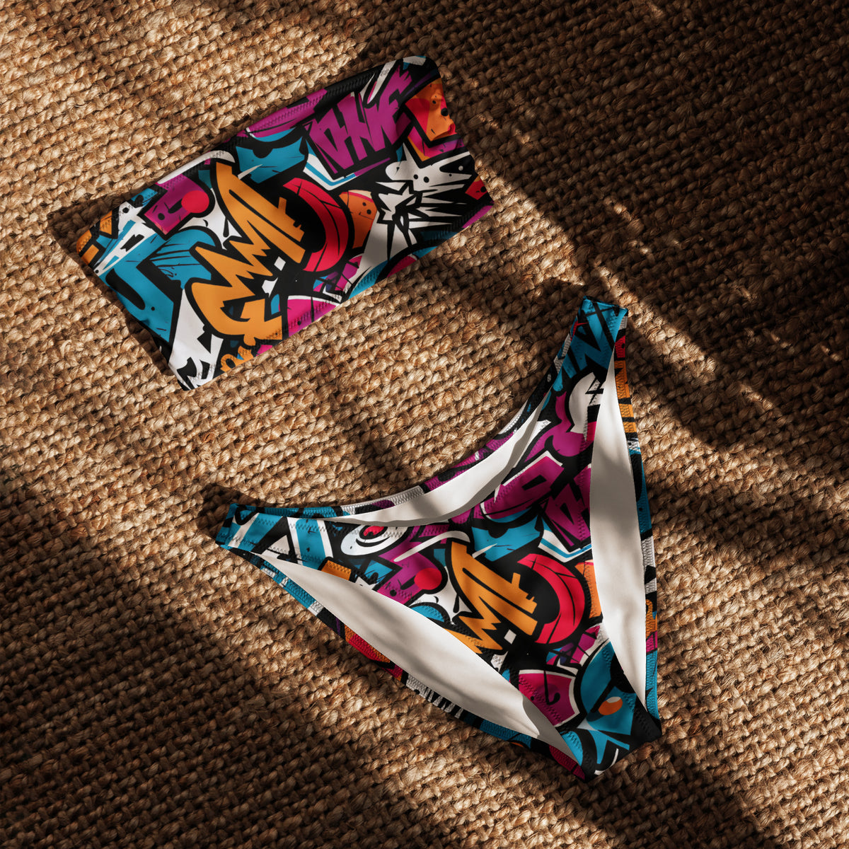 nachhaltiger-bandeau-bikini-colorful-graffiti-v8-recyceltes-material-mit-allover-druck-bikini-jlr-design-jlr-design-de-4 - JLR Design