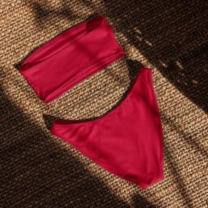 nachhaltiger-bandeau-bikini-crimson-recyceltes-material-mit-allover-druck-bikini-jlr-design-5 - JLR Design