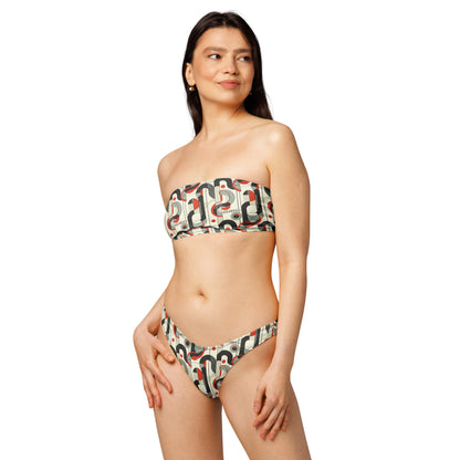nachhaltiger-bandeau-bikini-geometry-v1-recyceltes-material-mit-allover-druck-bikini-jlr-design-2 - JLR Design