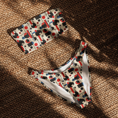 nachhaltiger-bandeau-bikini-geometry-v2-recyceltes-material-mit-allover-druck-bikini-jlr-design-4 - JLR Design