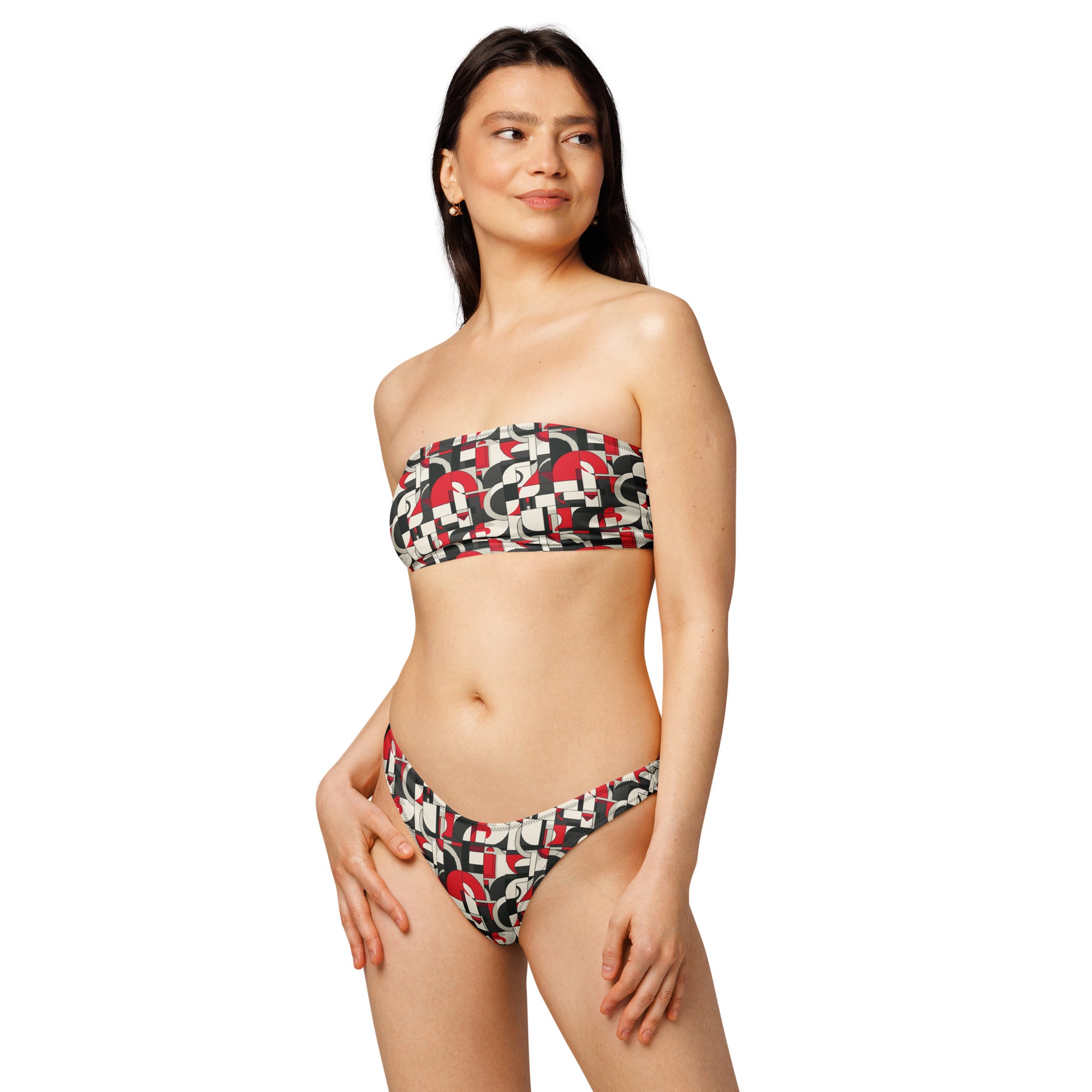 nachhaltiger-bandeau-bikini-geometry-v4-recyceltes-material-mit-allover-druck-bikini-jlr-design-2 - JLR Design