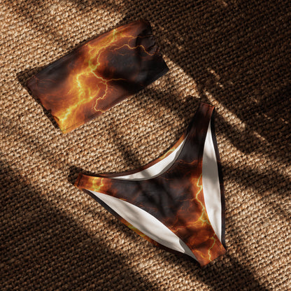 nachhaltiger-bandeau-bikini-golden-thunderbolt-recyceltes-material-mit-allover-druck-bikini-jlr-design-4 - JLR Design