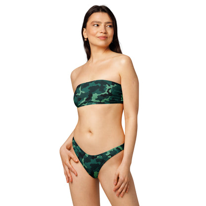 nachhaltiger-bandeau-bikini-green-camouflage-v3-recyceltes-material-mit-allover-druck-bikini-jlr-design-2 - JLR Design