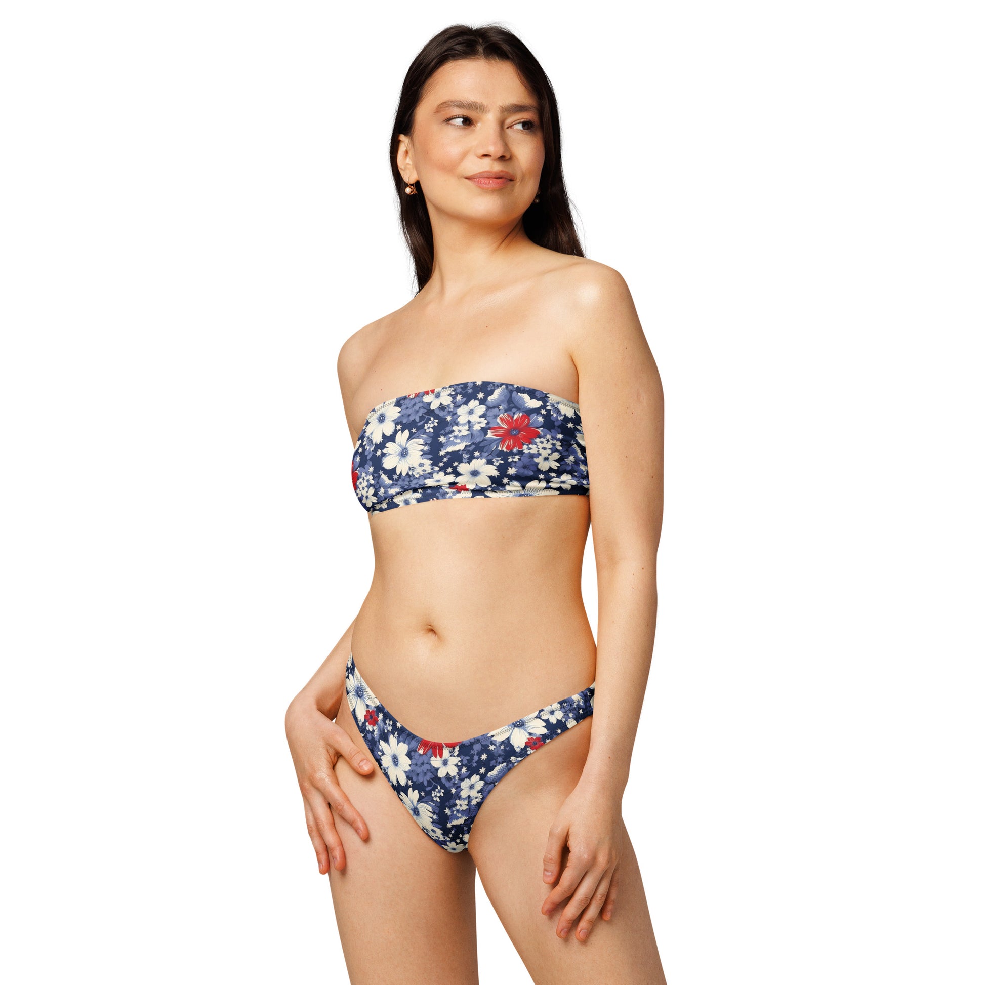 nachhaltiger-bandeau-bikini-patriotic-v1-recyceltes-material-mit-allover-druck-bikini-jlr-design-2 - JLR Design