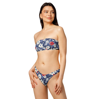 nachhaltiger-bandeau-bikini-patriotic-v1-recyceltes-material-mit-allover-druck-bikini-jlr-design-2 - JLR Design