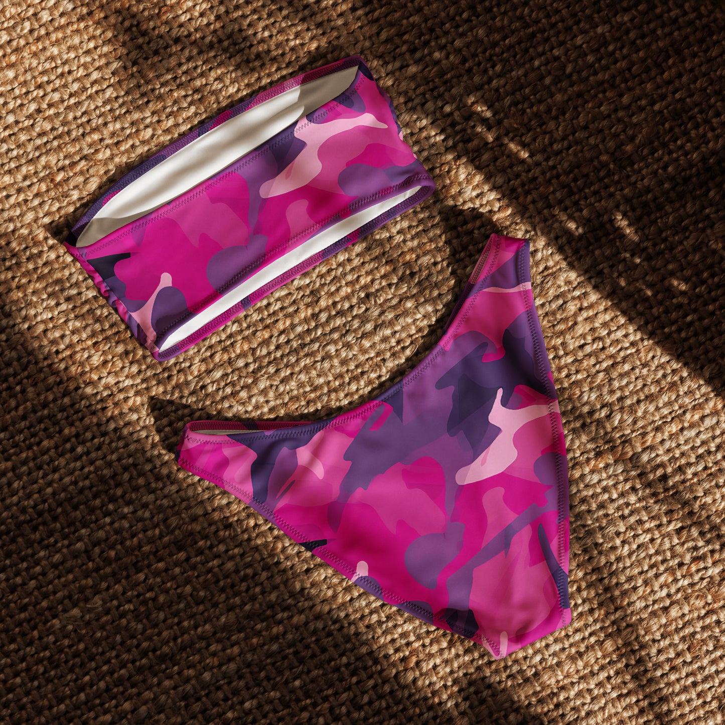 nachhaltiger-bandeau-bikini-pink-camouflage-v1-recyceltes-material-mit-allover-druck-bikini-jlr-design-5 - JLR Design
