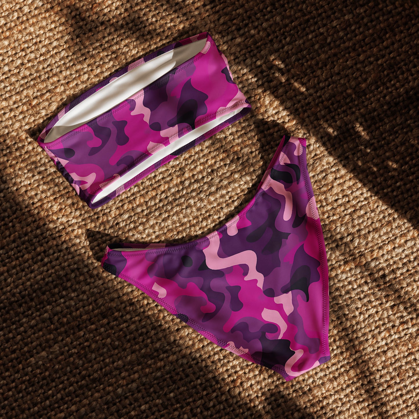 nachhaltiger-bandeau-bikini-pink-camouflage-v3-recyceltes-material-mit-allover-druck-bikini-jlr-design-5 - JLR Design