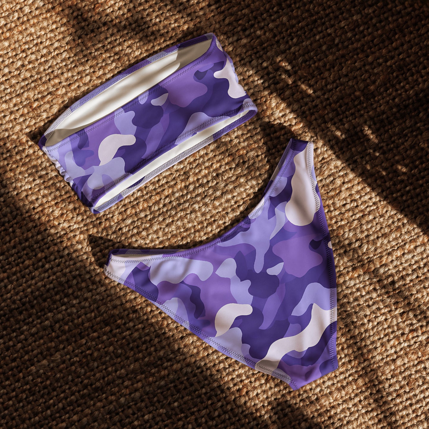 nachhaltiger-bandeau-bikini-purple-camouflage-v4-recyceltes-material-mit-allover-druck-bikini-jlr-design-5 - JLR Design