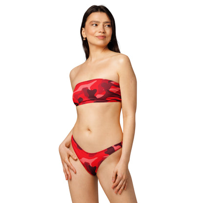 nachhaltiger-bandeau-bikini-red-camouflage-v3-recyceltes-material-mit-allover-druck-bikini-jlr-design-2 - JLR Design