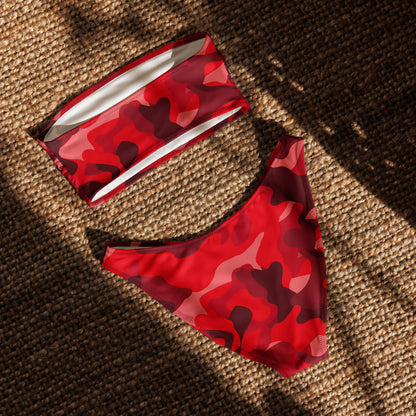 nachhaltiger-bandeau-bikini-red-camouflage-v3-recyceltes-material-mit-allover-druck-bikini-jlr-design-5 - JLR Design