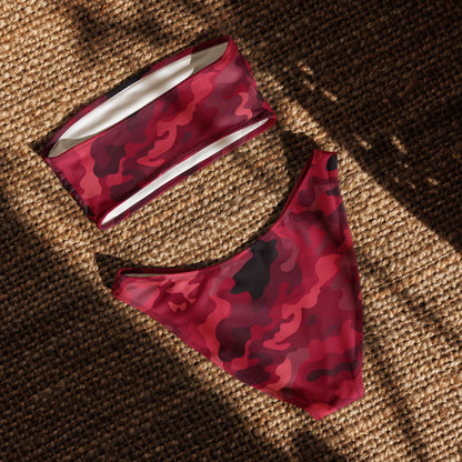 nachhaltiger-bandeau-bikini-red-camouflage-v4-recyceltes-material-mit-allover-druck-bikini-jlr-design-5 - JLR Design