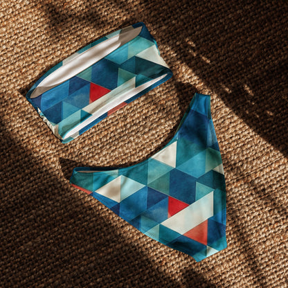 nachhaltiger-bandeau-bikini-triangle-v3-recyceltes-material-mit-allover-druck-bikini-jlr-design-5 - JLR Design