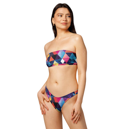 nachhaltiger-bandeau-bikini-triangle-v7-recyceltes-material-mit-allover-druck-bikini-jlr-design-2 - JLR Design