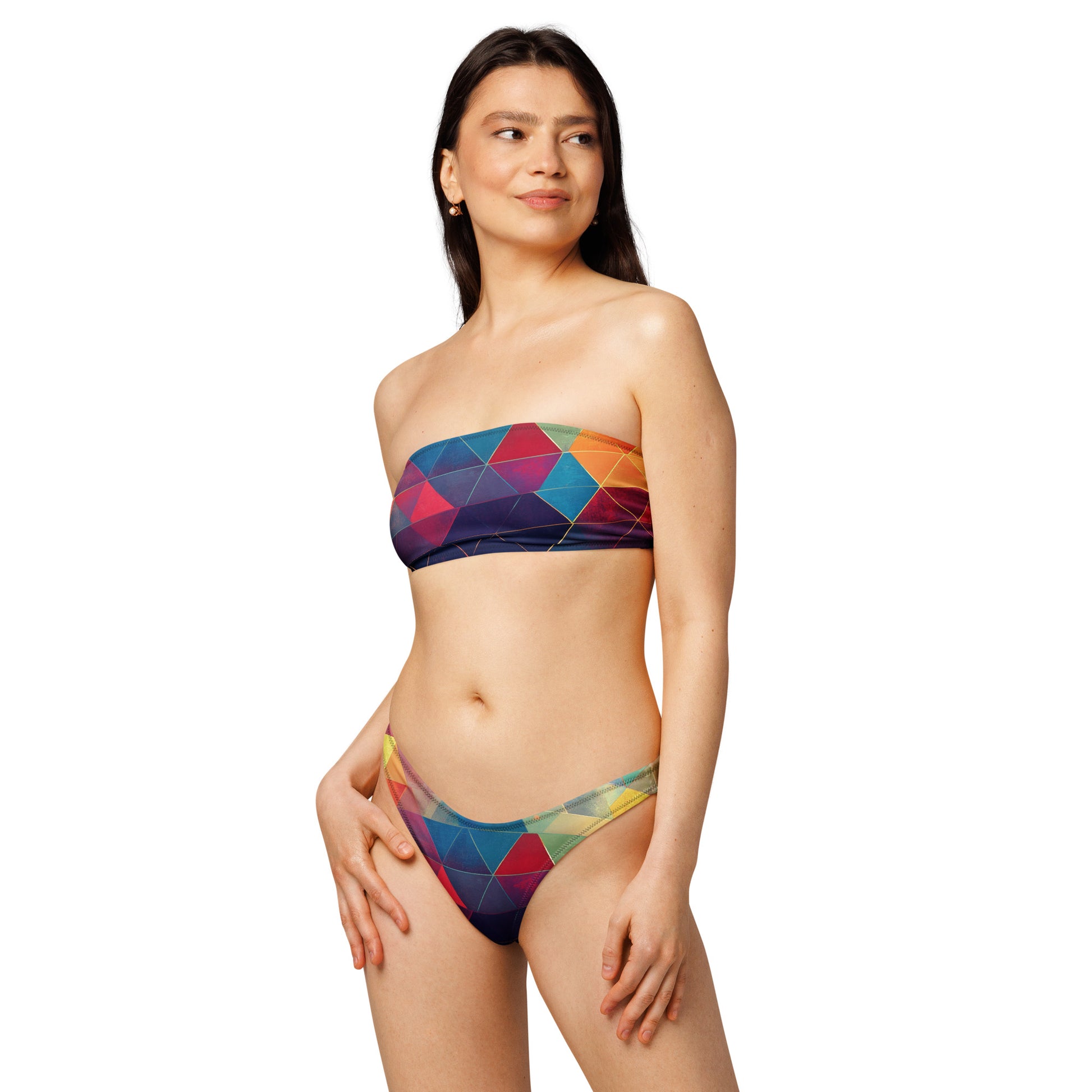 nachhaltiger-bandeau-bikini-triangle-v8-recyceltes-material-mit-allover-druck-bikini-jlr-design-2 - JLR Design