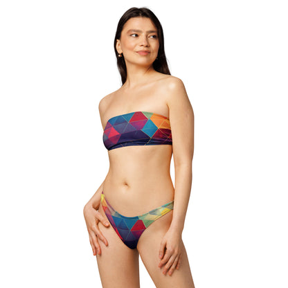 nachhaltiger-bandeau-bikini-triangle-v8-recyceltes-material-mit-allover-druck-bikini-jlr-design-2 - JLR Design