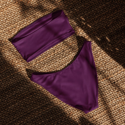 nachhaltiger-bandeau-bikini-tyrian-purple-recyceltes-material-mit-allover-druck-bikini-jlr-design-5 - JLR Design