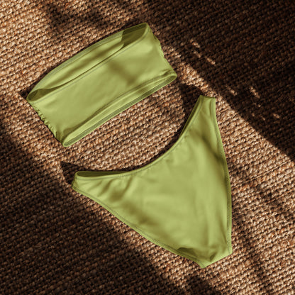 nachhaltiger-bandeau-bikini-wild-willow-recyceltes-material-mit-allover-druck-bikini-jlr-design-5 - JLR Design