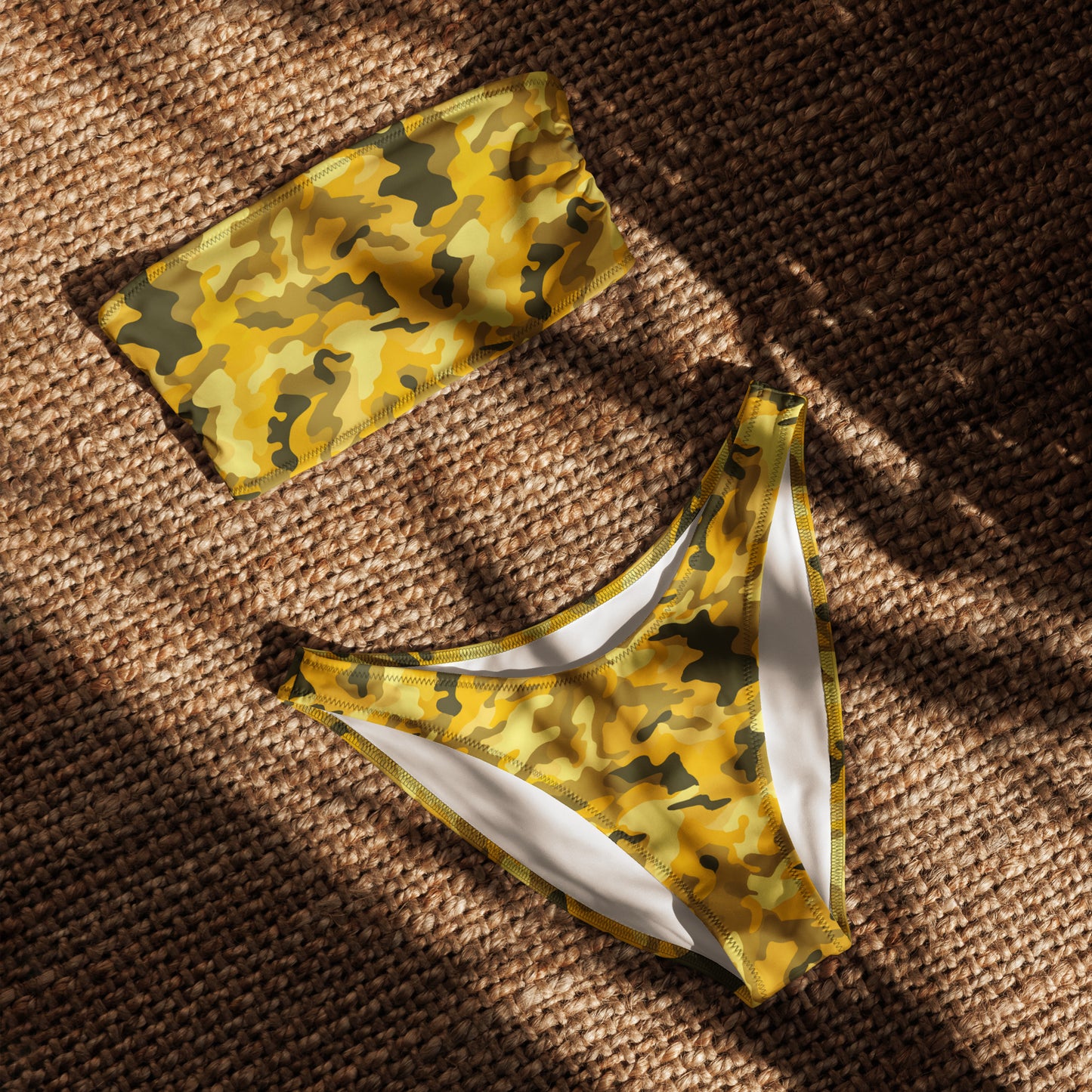nachhaltiger-bandeau-bikini-yellow-camouflage-v1-recyceltes-material-mit-allover-druck-bikini-jlr-design-4 - JLR Design
