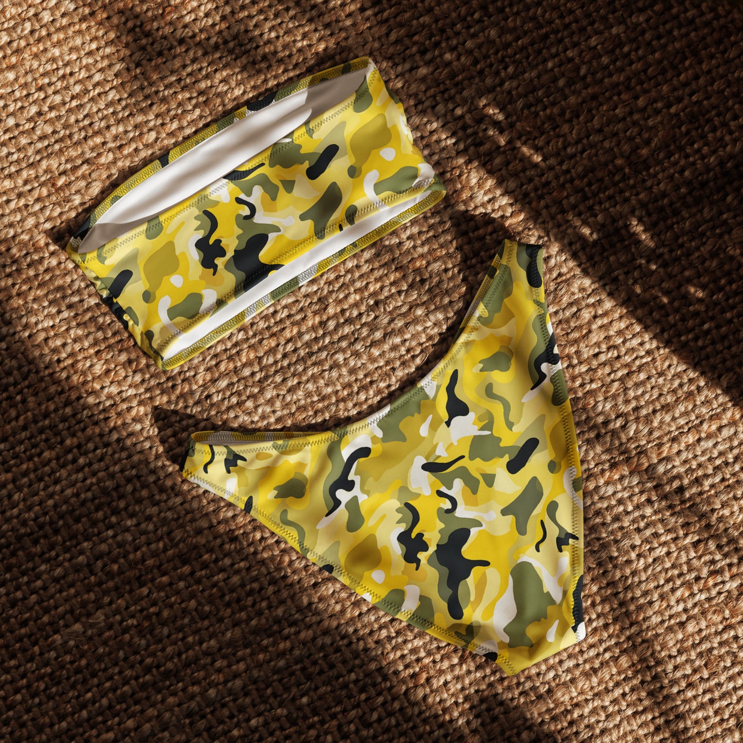 nachhaltiger-bandeau-bikini-yellow-camouflage-v4-recyceltes-material-mit-allover-druck-bikini-jlr-design-5 - JLR Design