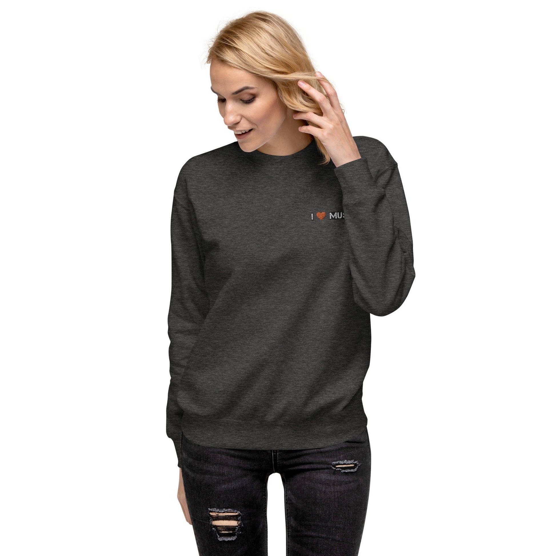 party-animal-giraffe-premium-pullover-pullover-jlr-design-10 - JLR Design