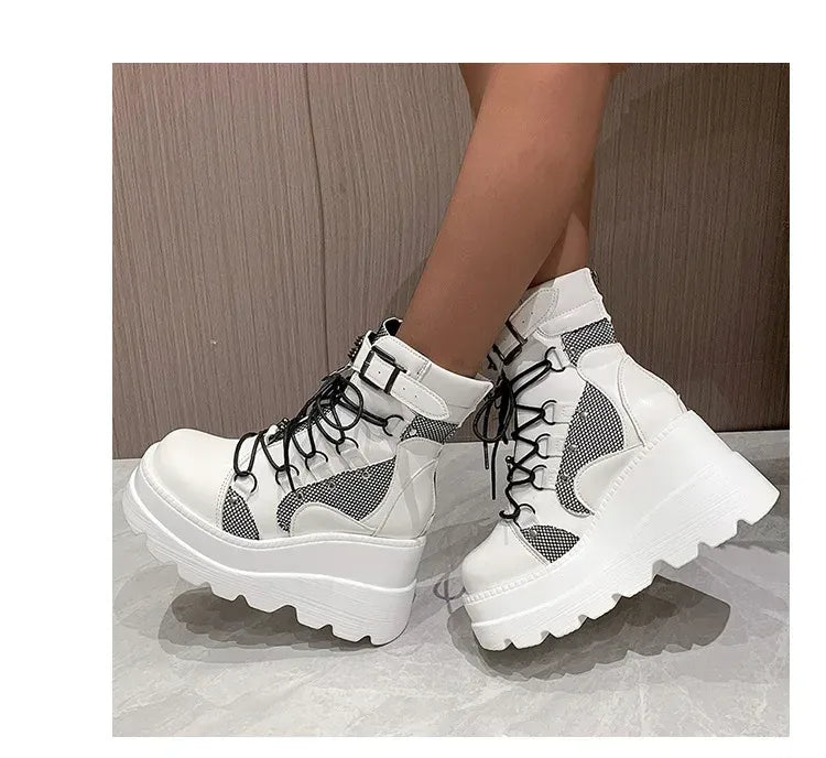 punk-stiefel-mit-plattform-der-neue-hingucker-boots-jlr-design-10 - JLR Design