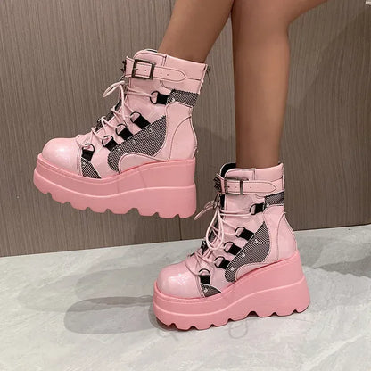 punk-stiefel-mit-plattform-der-neue-hingucker-boots-jlr-design-2 - JLR Design