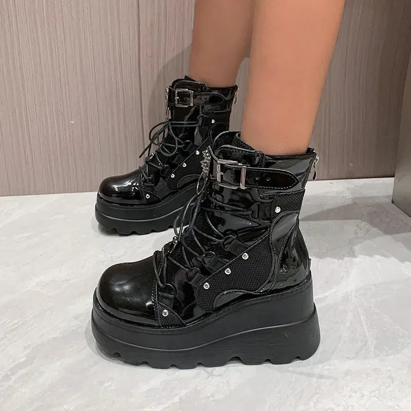 punk-stiefel-mit-plattform-der-neue-hingucker-boots-jlr-design-3 - JLR Design