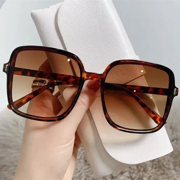 quadratische-retro-sonnenbrille-brille-jlr-design-11 - JLR Design