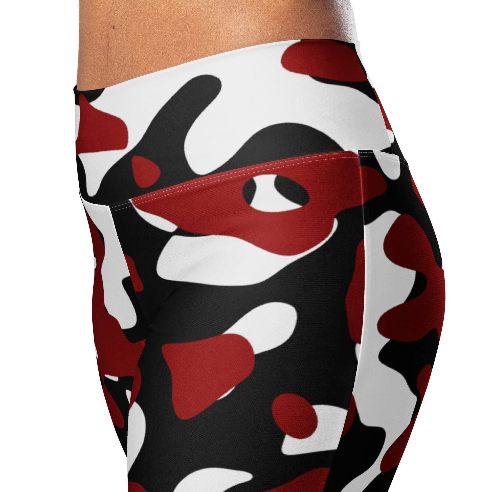 schwarz-rot-weiss-camouflage-high-waist-flare-leggings-flare-leggings-jlr-design-8 - JLR Design