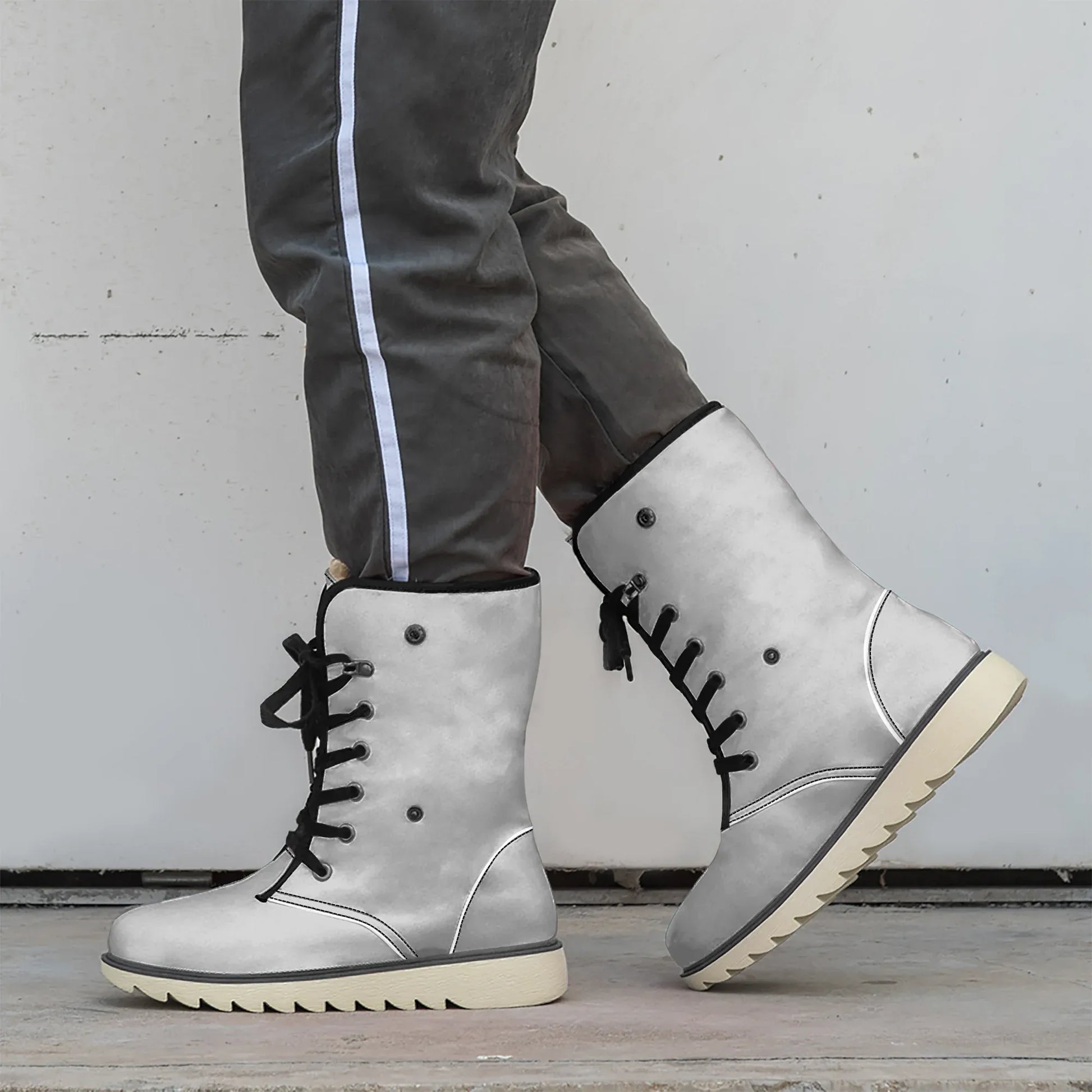 silberne-chic-boots-mit-pluschfutter-stiefel-jlr-design-2 - JLR Design
