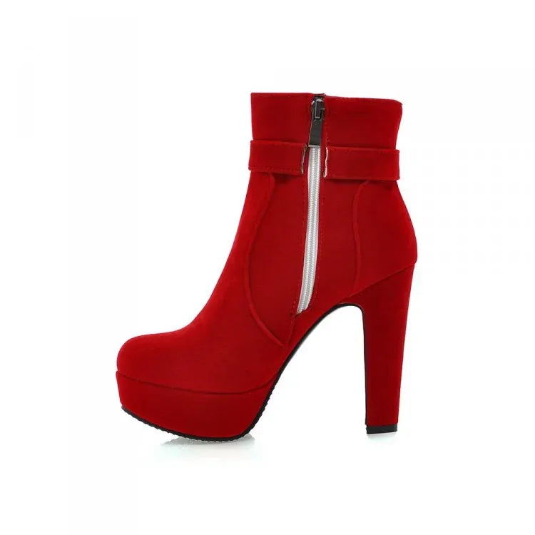 stylische-damen-winter-heels-mit-schnalle-and-absatz-high-heels-jlr-design-12 - JLR Design