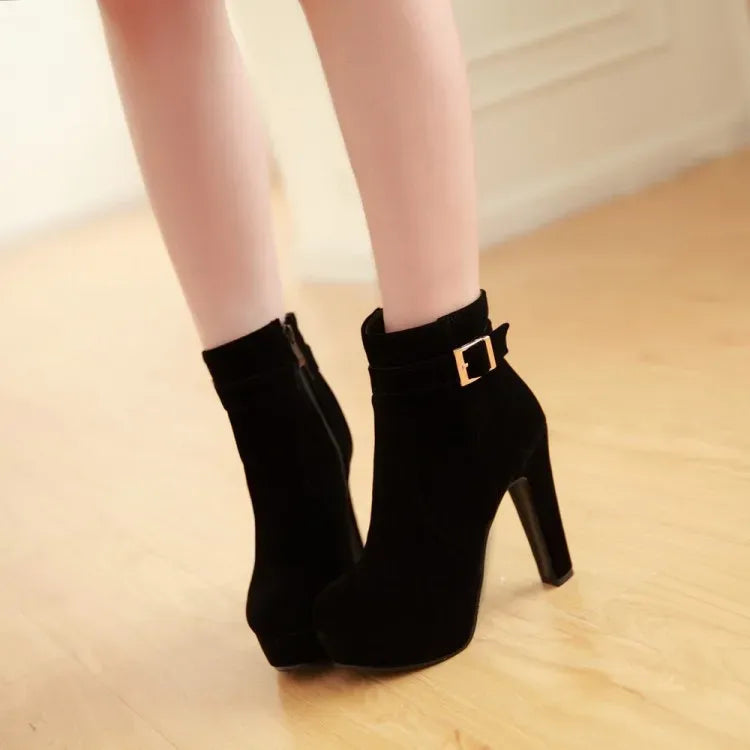 stylische-damen-winter-heels-mit-schnalle-and-absatz-high-heels-jlr-design-2 - JLR Design