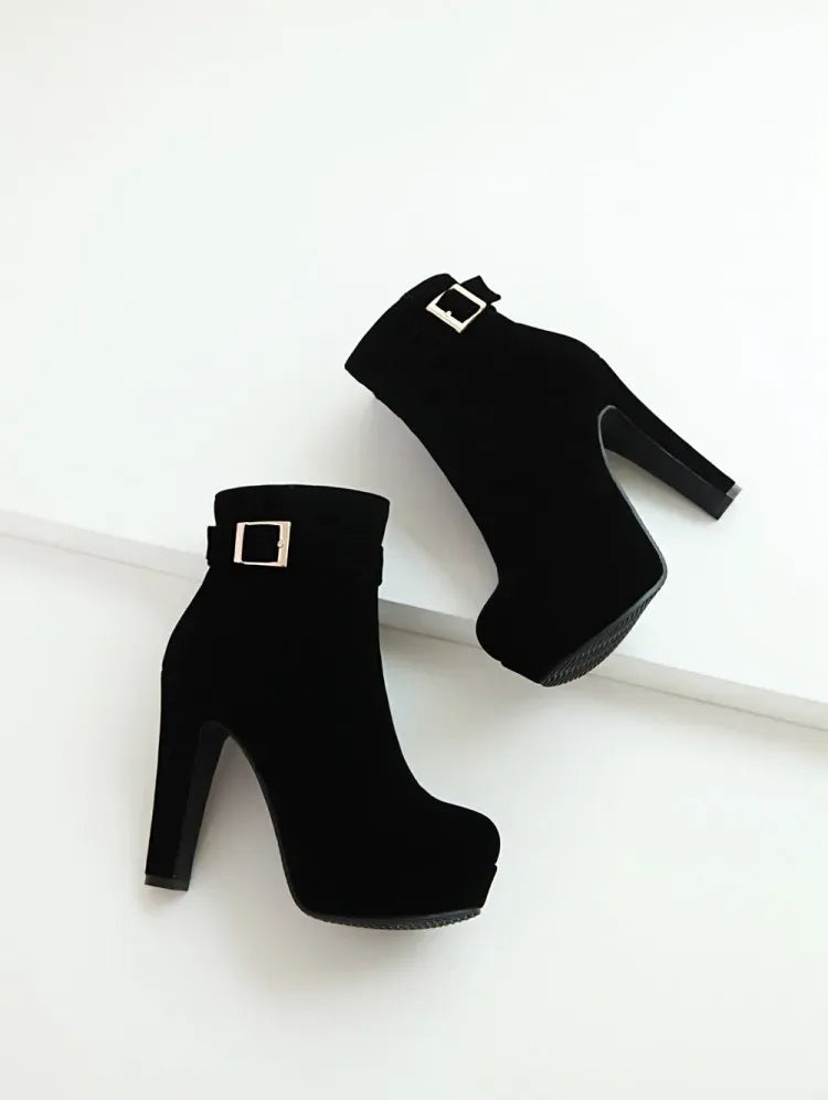 stylische-damen-winter-heels-mit-schnalle-and-absatz-high-heels-jlr-design-40 - JLR Design