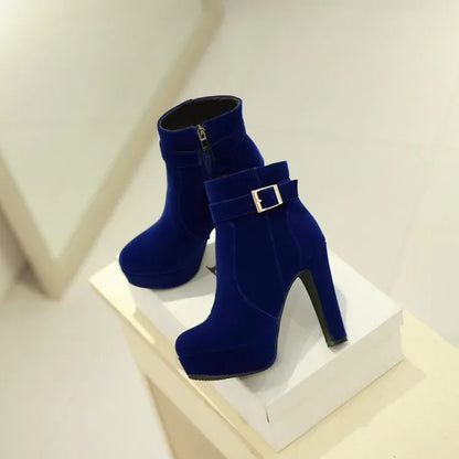 stylische-damen-winter-heels-mit-schnalle-and-absatz-high-heels-jlr-design-49 - JLR Design