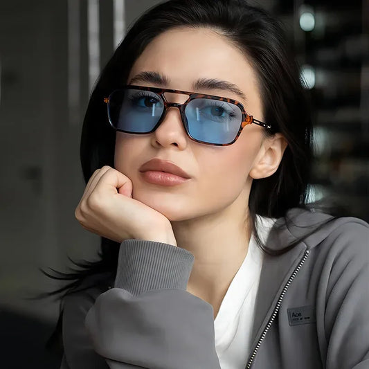 trendige-sonnenbrille-or-quadratisch-or-vintage-or-luxus-brille-jlr-design-1 - JLR Design
