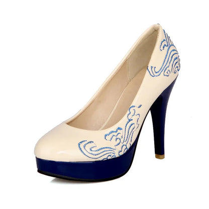 verzierte-high-heels-mit-porzellan-optik-high-heels-jlr-design-2 - JLR Design