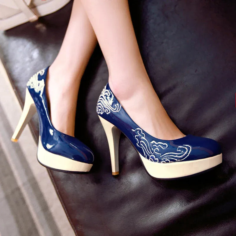 verzierte-high-heels-mit-porzellan-optik-high-heels-jlr-design-5 - JLR Design