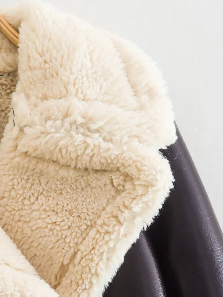 warme-kurze-teddyfell-jacke-jacke-jlr-design-11 - JLR Design