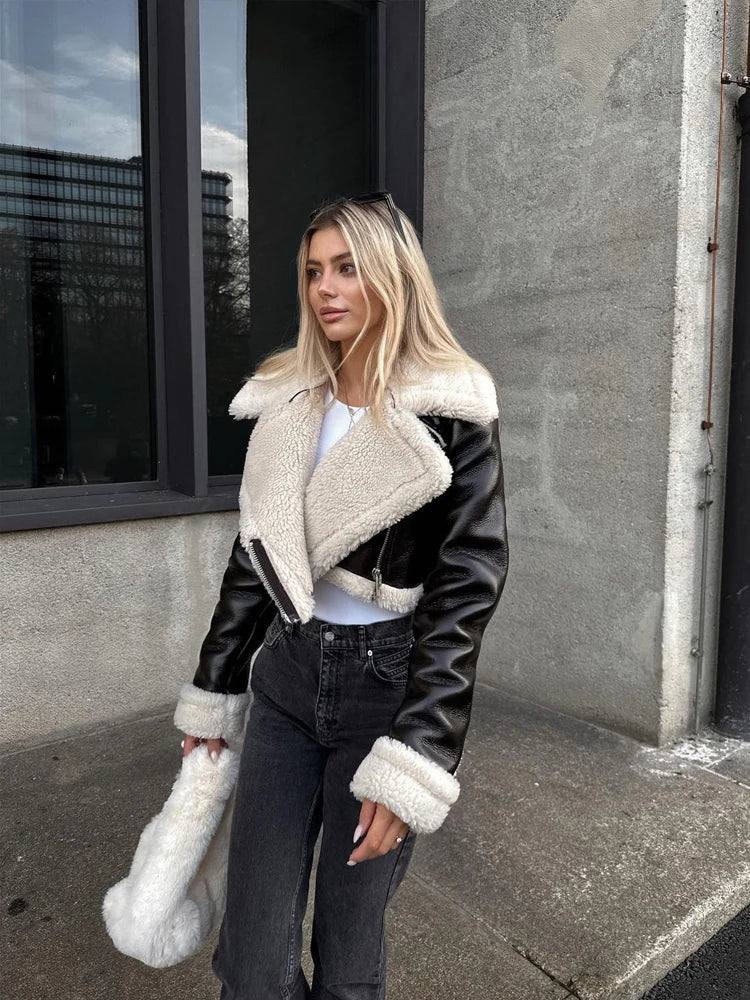 warme-kurze-teddyfell-jacke-jacke-jlr-design-4 - JLR Design