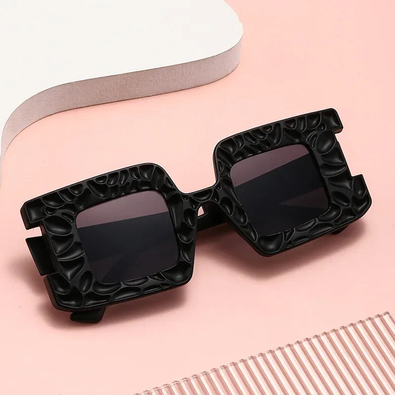 y2k-sonnenbrille-cyber-square-or-konkav-konvex-design-or-unisex-retro-futurismus-or-uv400-brille-jlr-design-3 - JLR Design