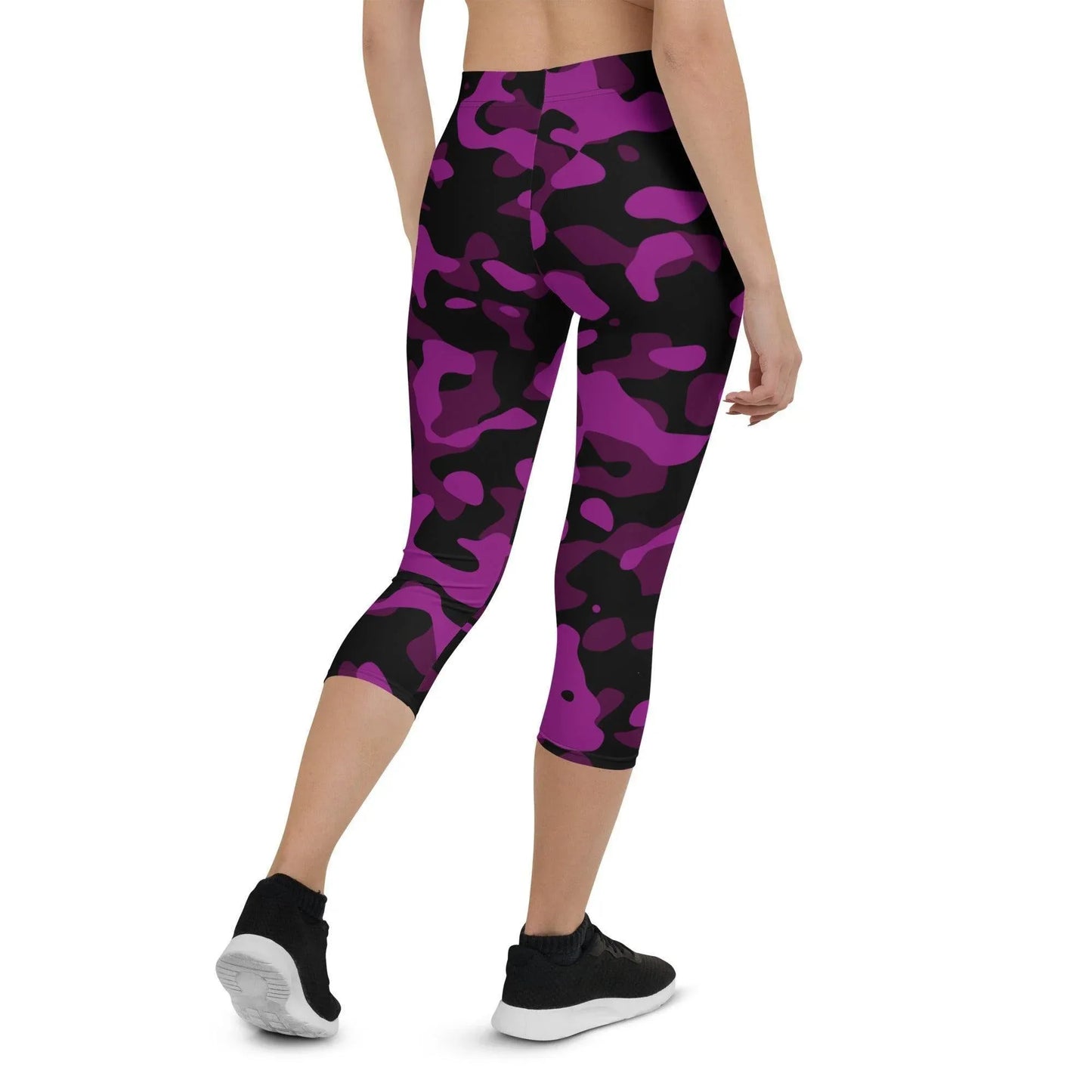 black-violet-camouflage-damen-capri-leggings-capri-leggings-jlr-design-1 - JLR Design