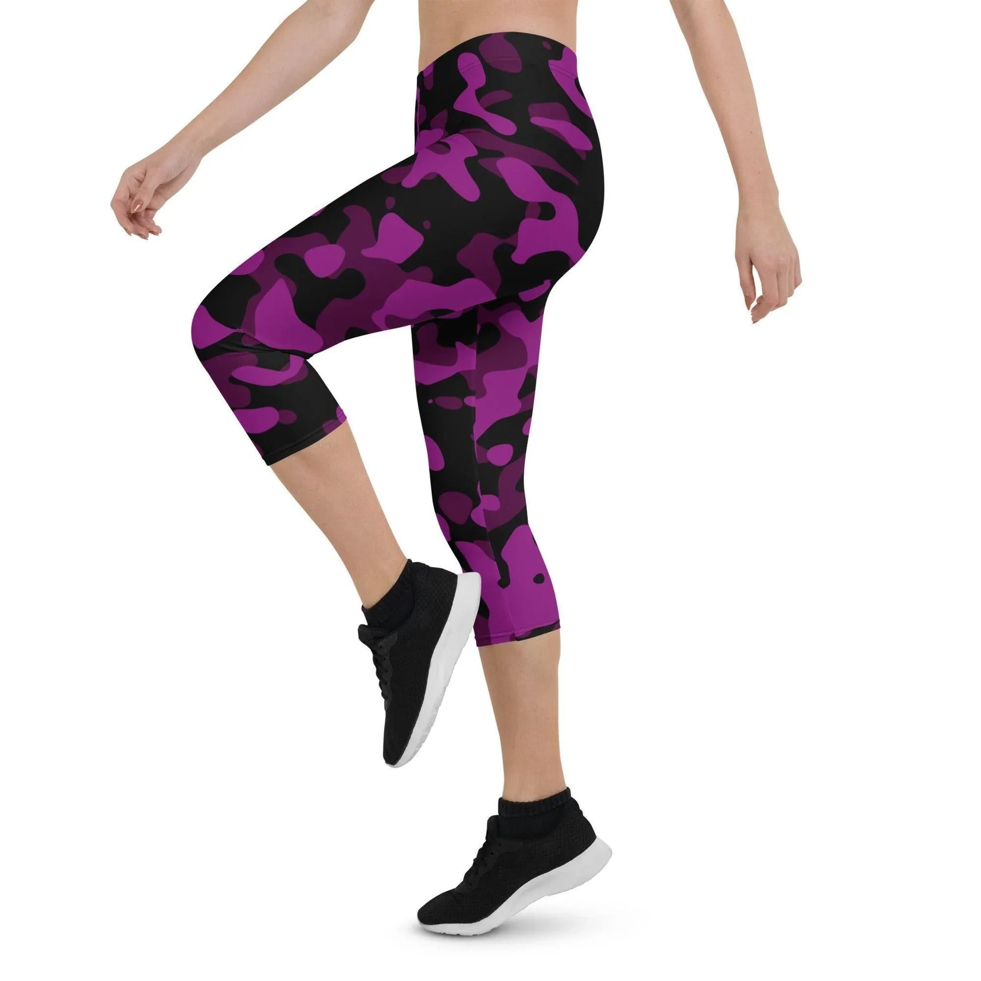 black-violet-camouflage-damen-capri-leggings-capri-leggings-jlr-design-3 - JLR Design