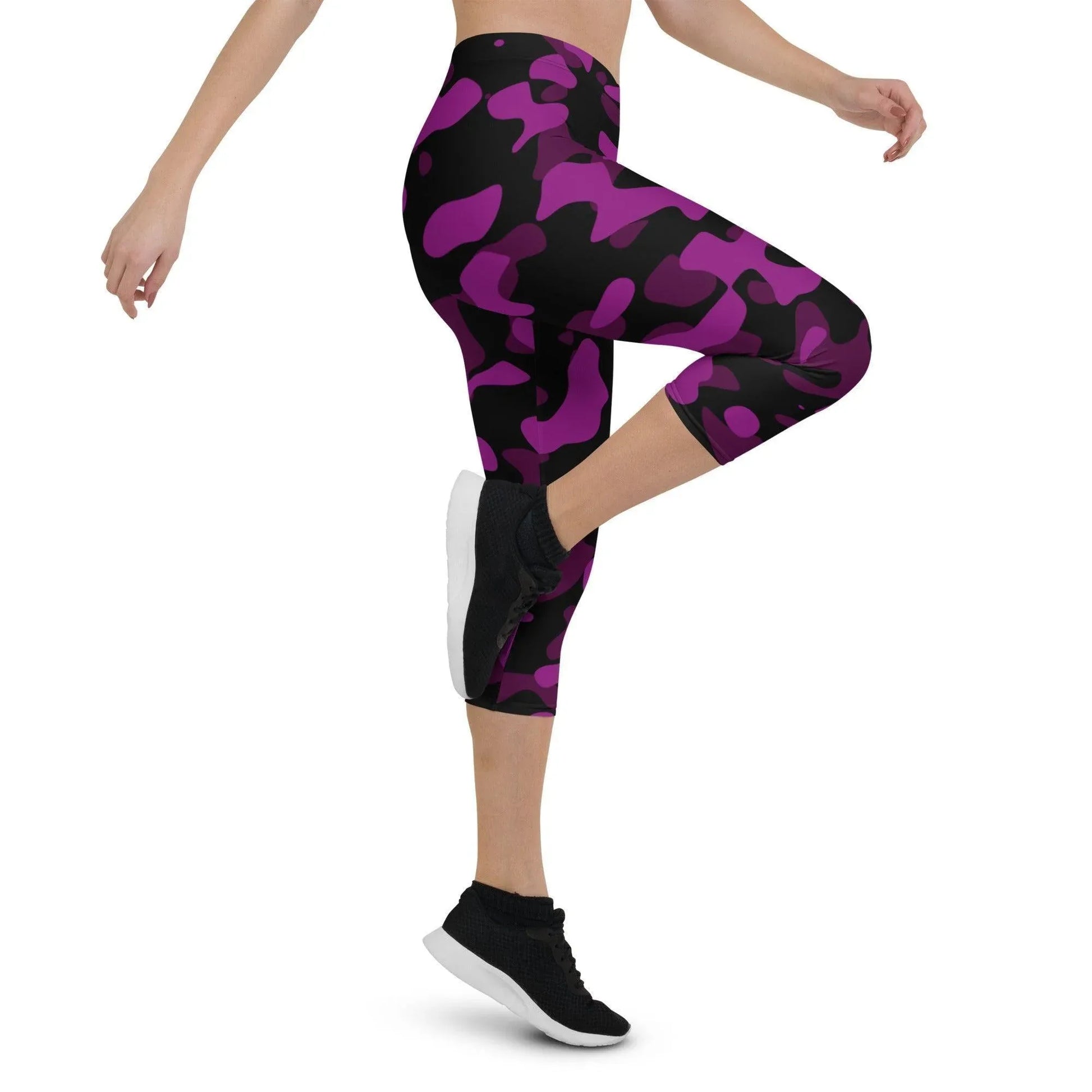 black-violet-camouflage-damen-capri-leggings-capri-leggings-jlr-design-4 - JLR Design