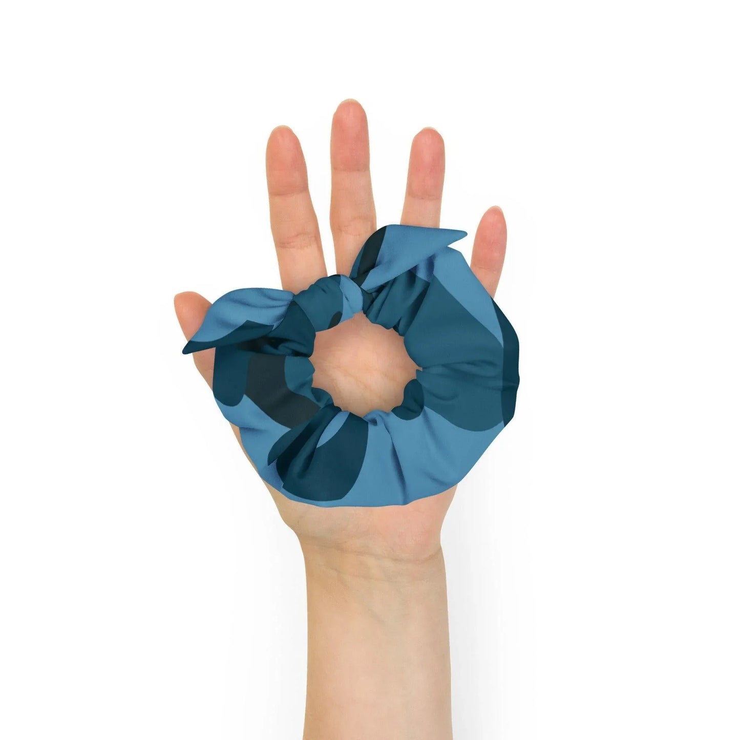 blau-camouflage-scrunchie-scrunchie-jlr-design-2 - JLR Design