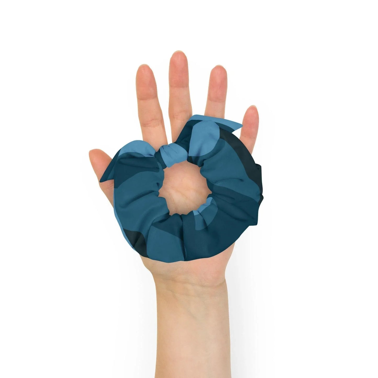blau-camouflage-scrunchie-scrunchie-jlr-design-3 - JLR Design
