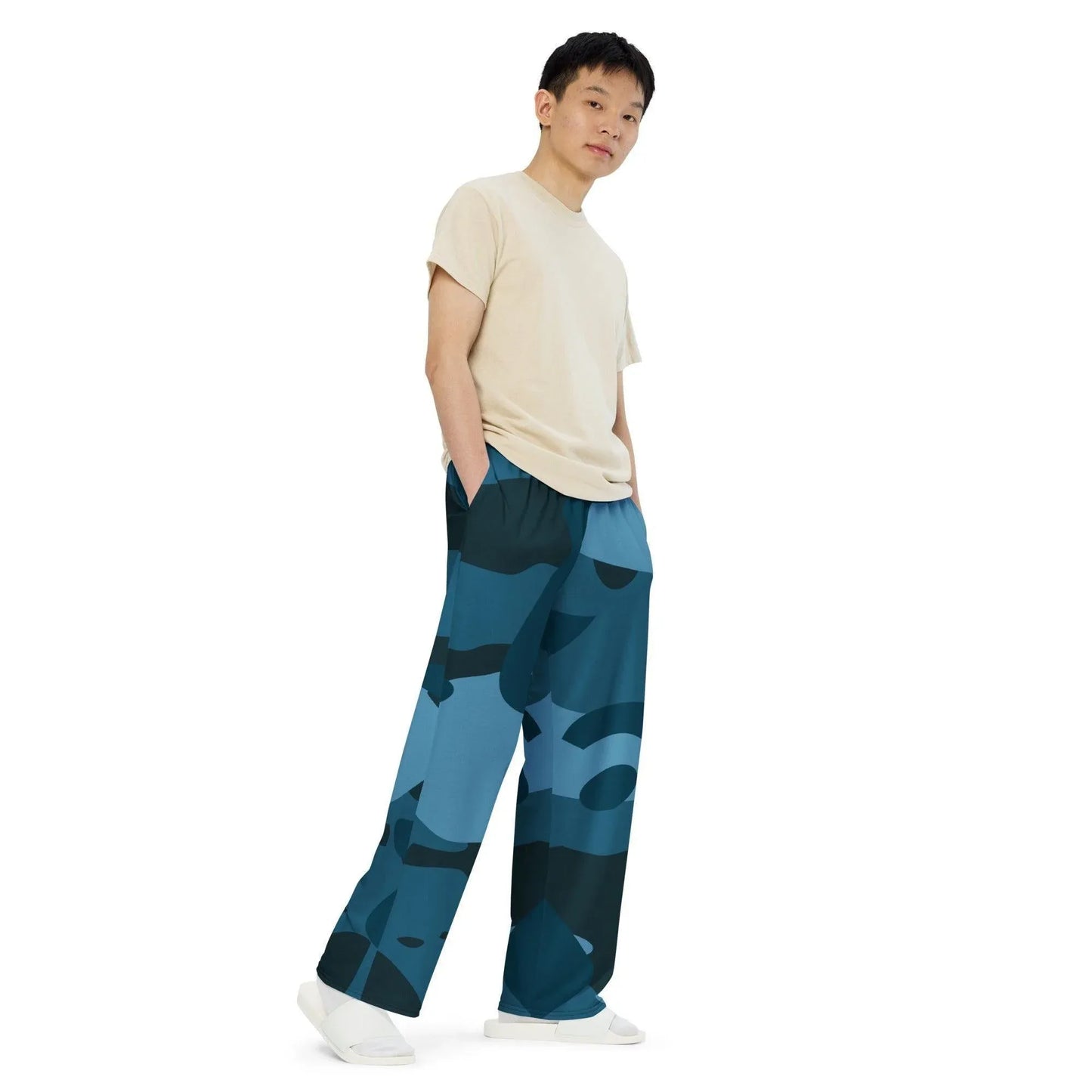 blaue-camouflage-hose-mit-weitem-bein-hose-mit-weitem-bein-jlr-design-2 - JLR Design