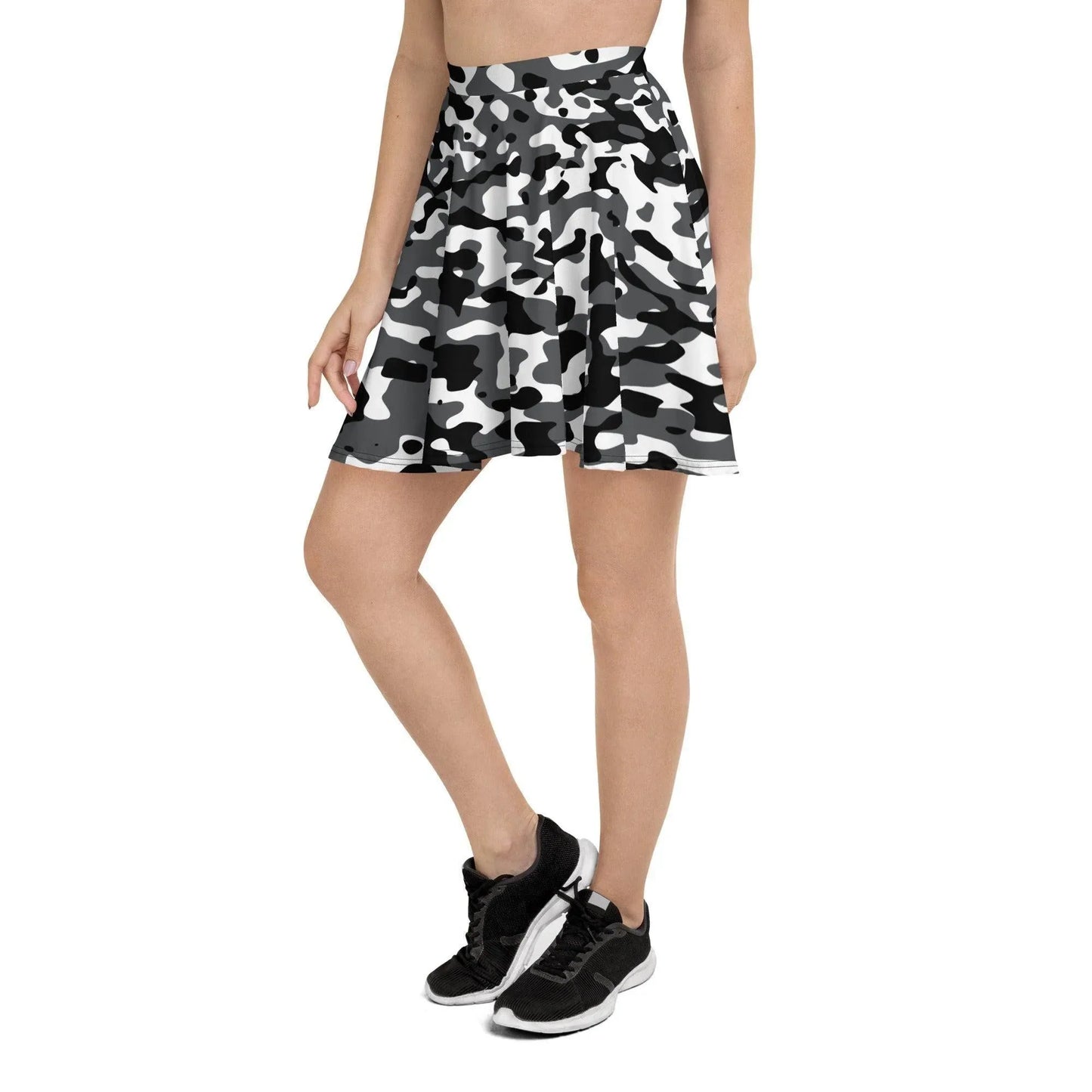 schwarz-grau-weiss-camouflage-skater-rock-or-urban-camo-design-or-a-linie-mit-uv-schutz-upf-50-and-nachhaltigem-material-skater-rock-jlr-design-1 - JLR Design