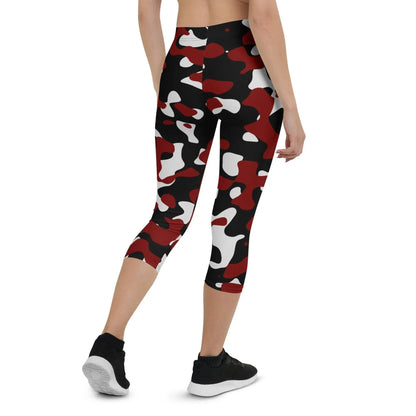 schwarz-rot-weiss-camouflage-damen-capri-leggings-capri-leggings-jlr-design-1 - JLR Design
